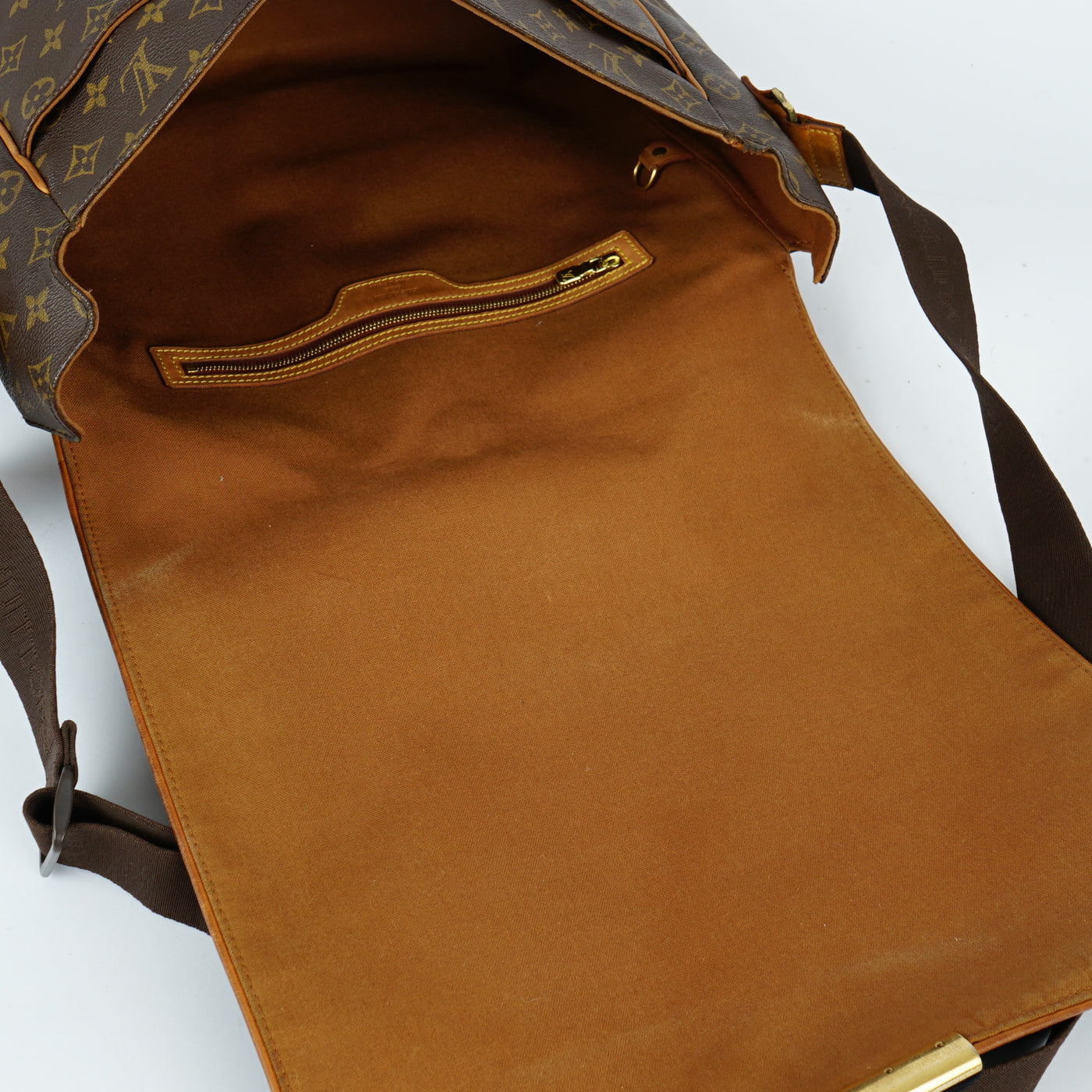 Abbesses Messenger